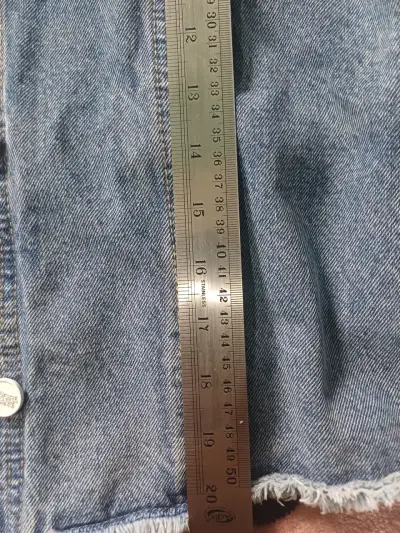 Chaqueta de mezclilla con bordados - miniatura 6