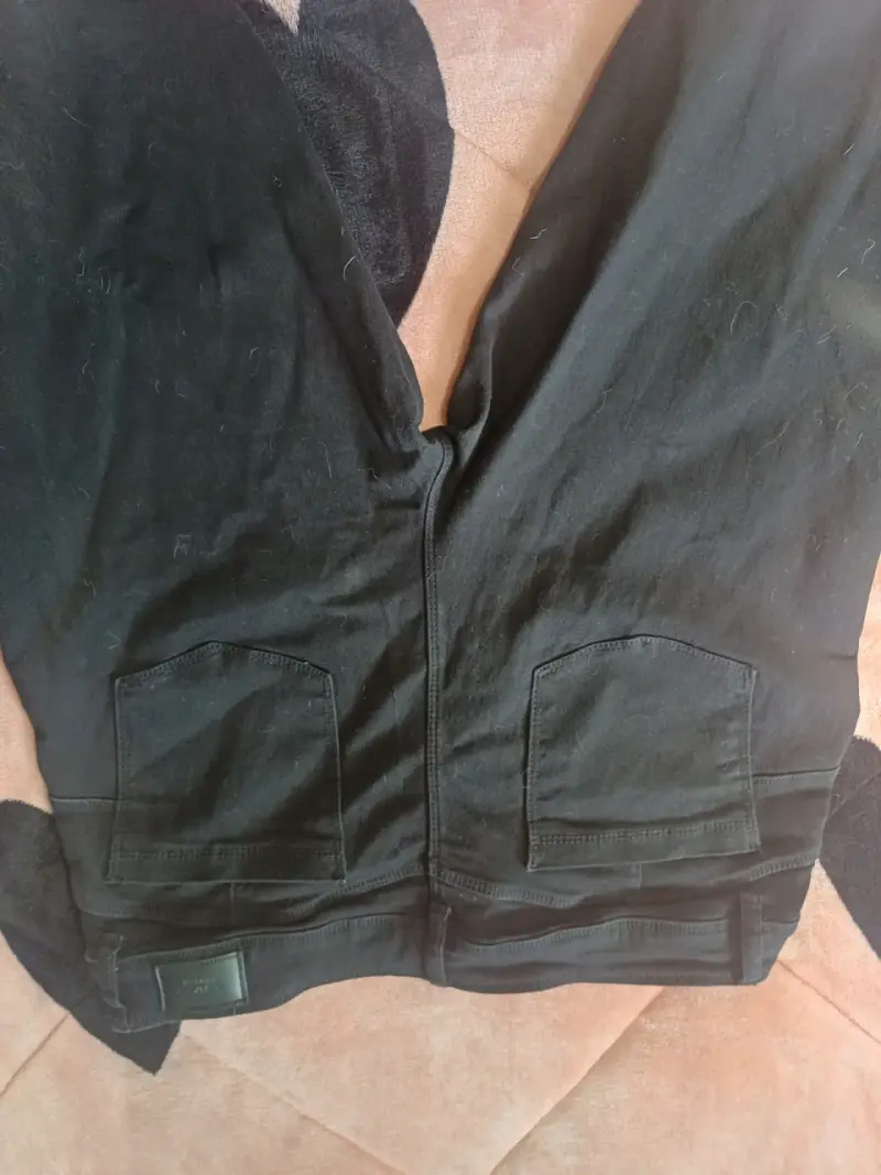 Jeans negros elasticados para mujer - 4