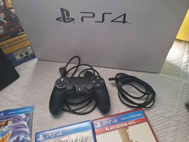 Consola PS4 Mega Pack 1TB con Juegos - 3