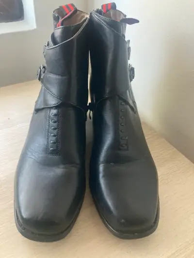 Botines de cuero negro con hebillas - miniatura 1