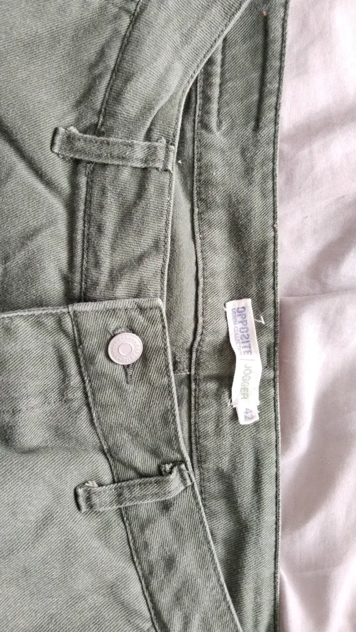 Pantalones cargo verde oliva para mujer - 3