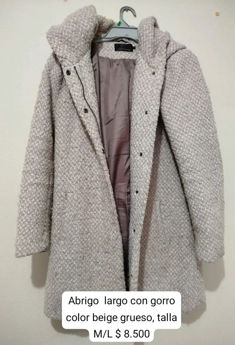 Abrigo largo beige con gorro talla M/L