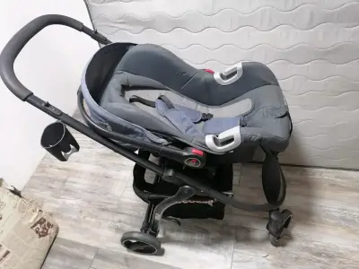 Coche de bebé Bebesit azul plegable - miniatura 6