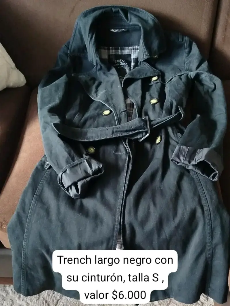 Trench largo negro con cinturón talla S