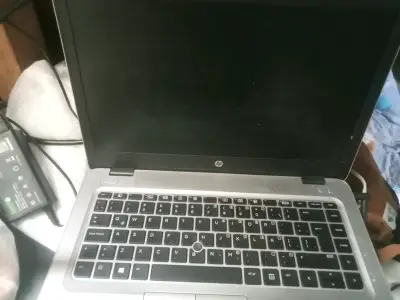 Notebook HP con pantalla de 15 pulgadas - miniatura 5