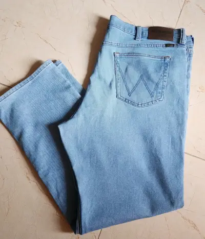 Jeans Wrangler azul claro regular fit - miniatura 1