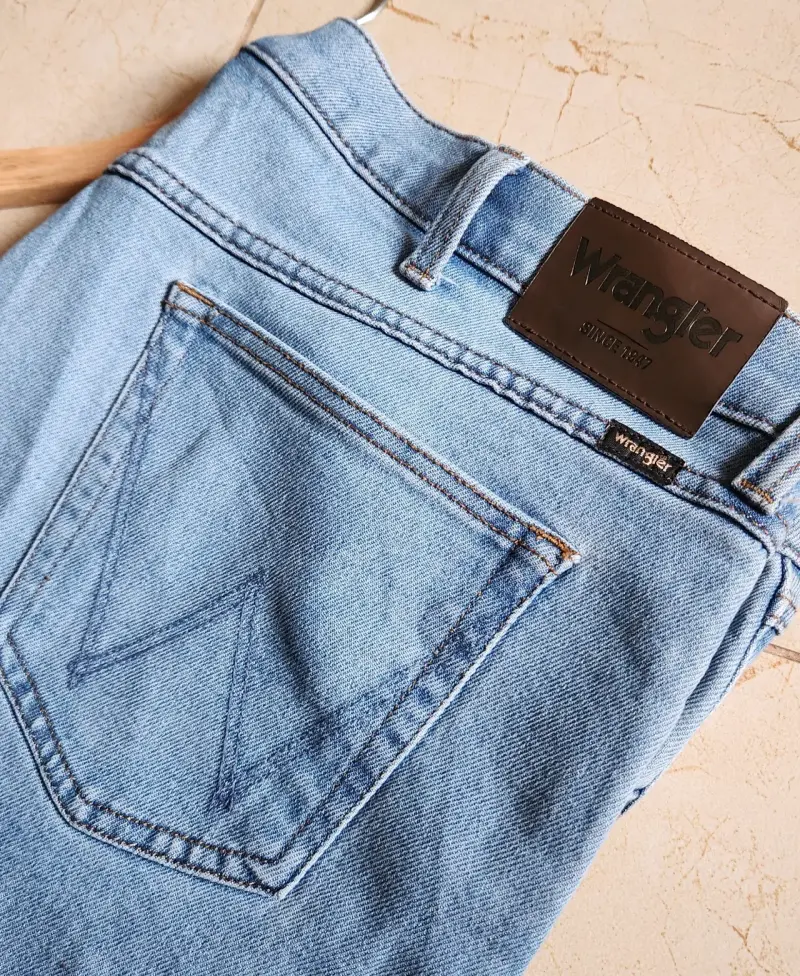 Jeans Wrangler azul claro regular fit - 2