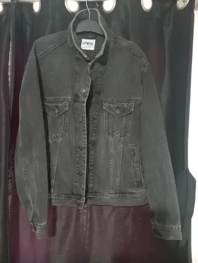 Chaqueta de mezclilla negra ZARA para hombre - miniatura 1