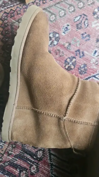 Botas de gamuza UGG color camel - miniatura 3