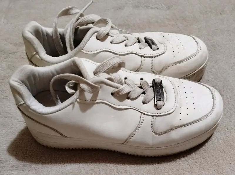 Zapatillas deportivas blancas unisex de cuero