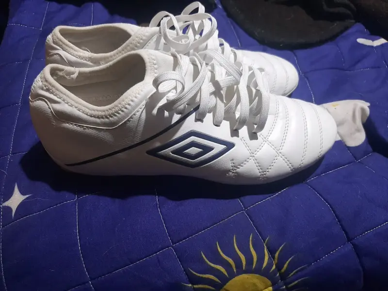 Zapatillas de fútbol blancas Umbro