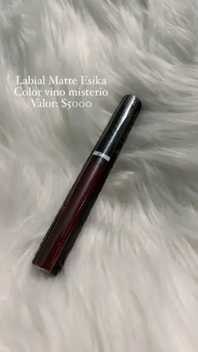 Labial Matte Ésika Vino Misterio y Rojo Rubí - miniatura 2