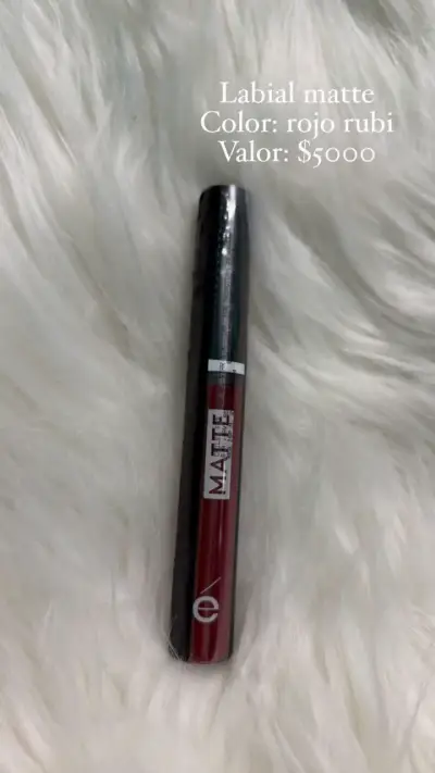 Labial Matte Ésika Vino Misterio y Rojo Rubí - miniatura 3