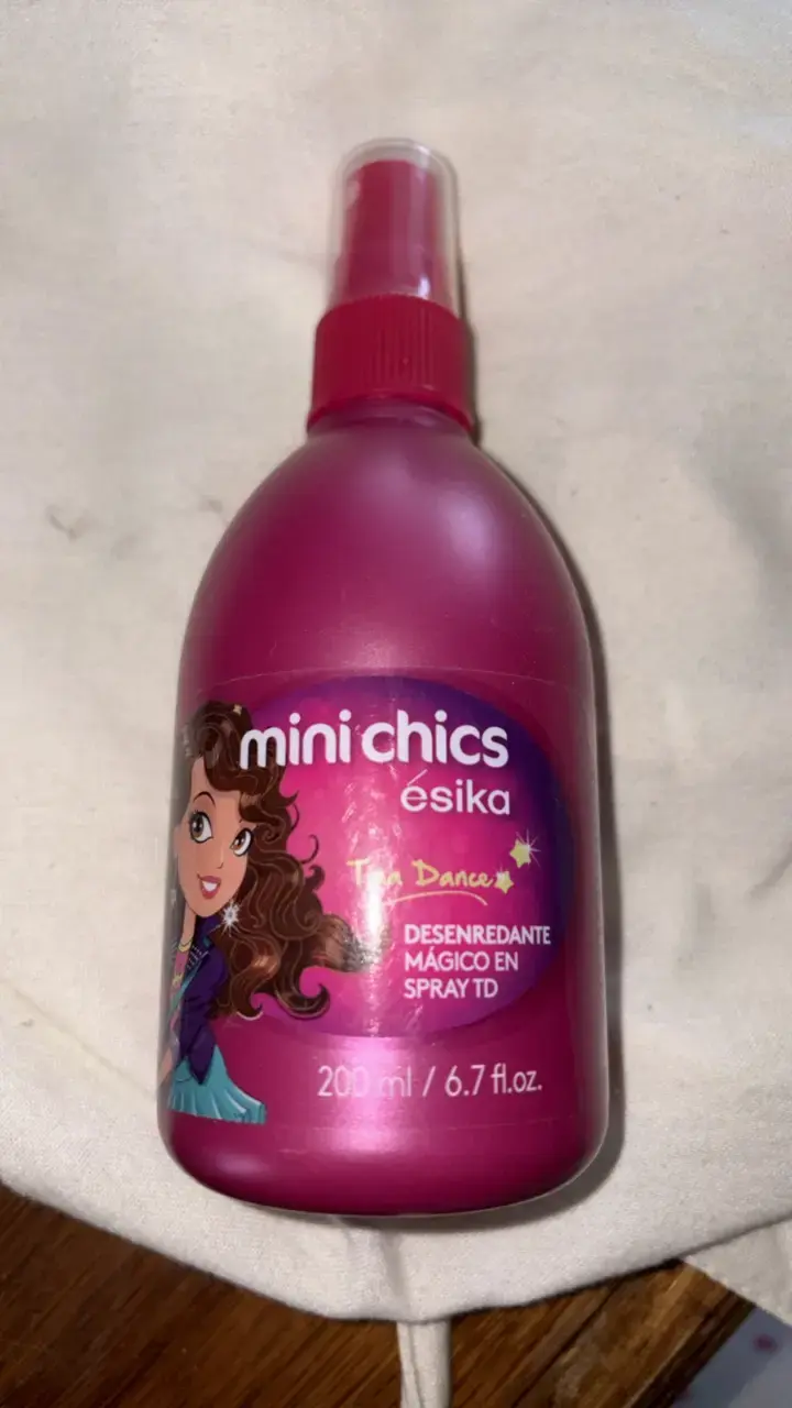 Desenredante Mágico en Spray Ésika Mini Chics