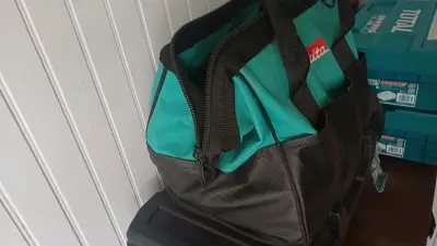 Bolso de herramientas Makita resistente - miniatura 2