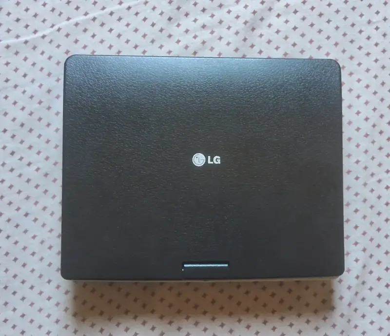 Reproductor DVD/CD Portátil LG DP351G + Bolso LG - 4