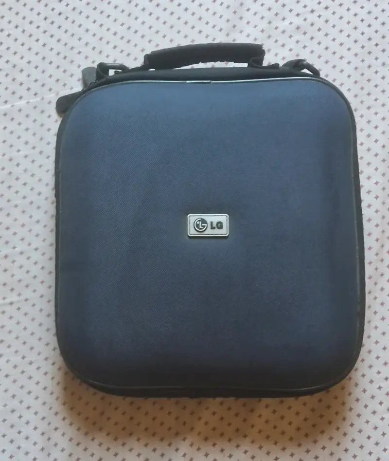 Reproductor DVD/CD Portátil LG DP351G + Bolso LG - 6