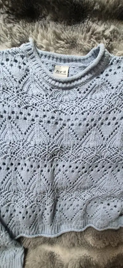 Suéter calado gris claro para niña - miniatura 3