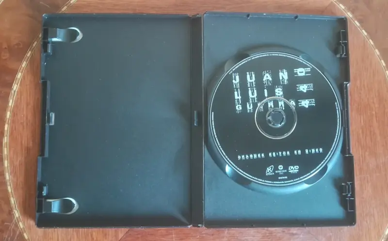 DVDs de La Oreja de Van Gogh, Guerra y Solis - 3