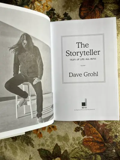 Libro 'The Storyteller' de Dave Grohl - miniatura 3
