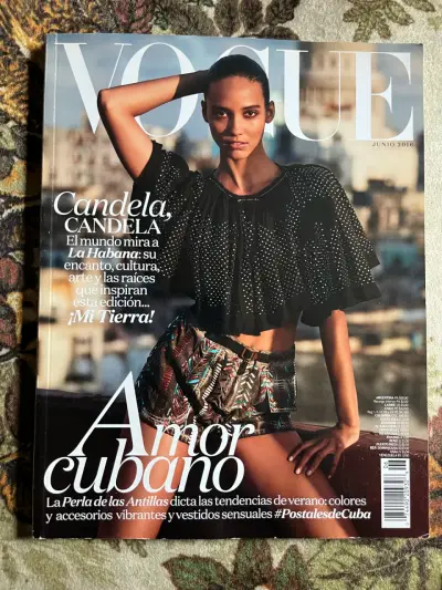 Revista Vogue edición junio 2016 con moda cubana - miniatura 1