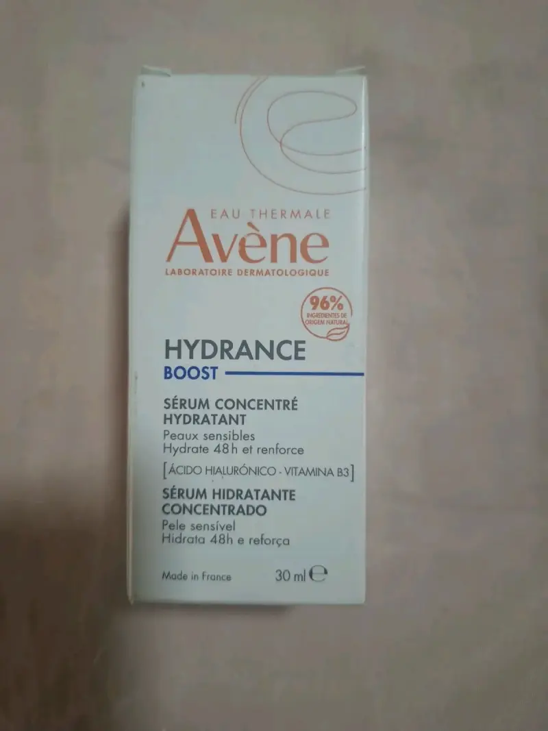 Set de productos Avène y La Roche-Posay para cuidado facial - 6