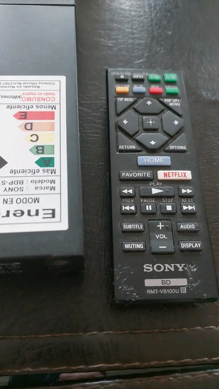 Reproductor Blu-ray Sony con control remoto - 3