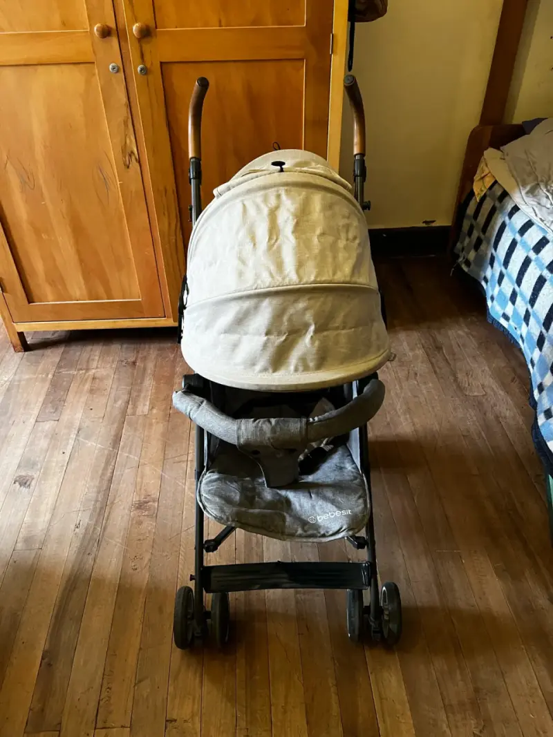 Coche de Paseo Bebesit Plegable Beige - 1