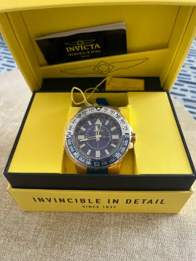 Reloj Invicta Aviator con Correa Azul - miniatura 1