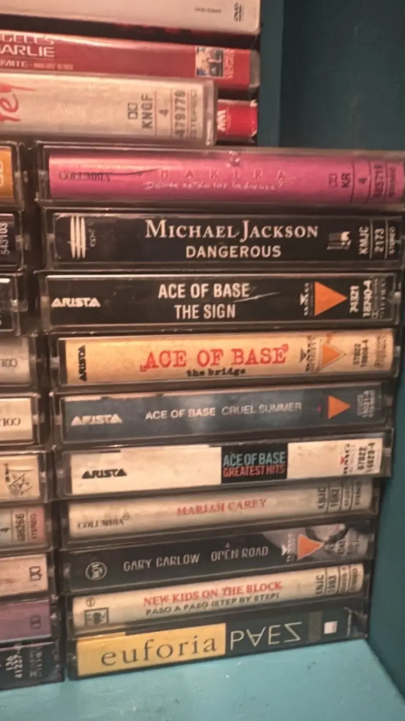 cassettes de música pop y rock - 1