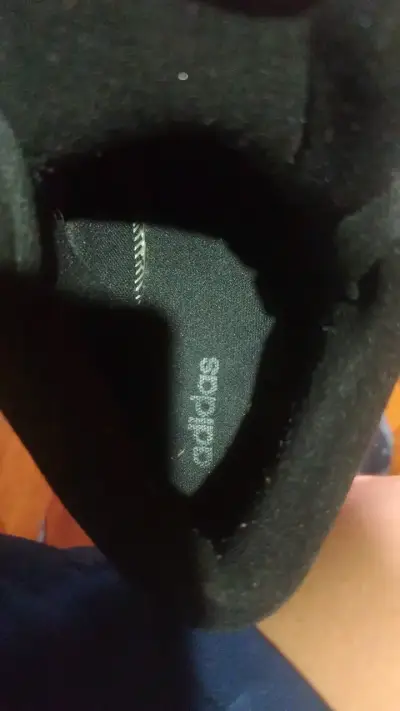 Zapatillas deportivas negras Adidas en buen estado - miniatura 4