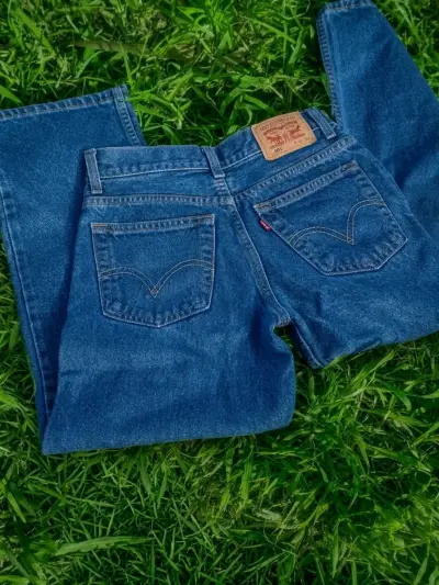 Jeans Levi's 550 36-24 azul clásico para mujer - miniatura 2