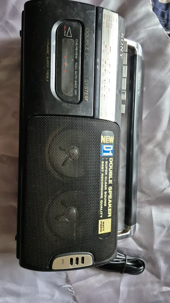 Radio cassette Sony con doble parlante