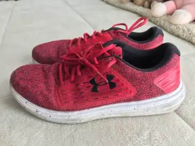 Zapatillas deportivas rojas Under Armour - miniatura 1
