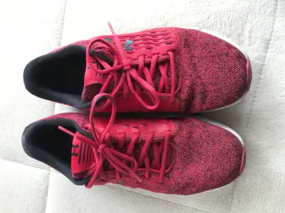 Zapatillas deportivas rojas Under Armour - miniatura 3