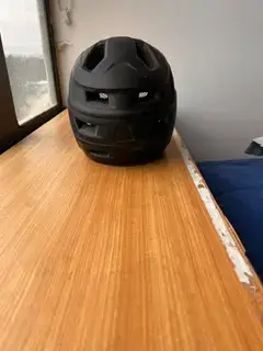 Casco de bicicleta integral negro para ciclismo - miniatura 2