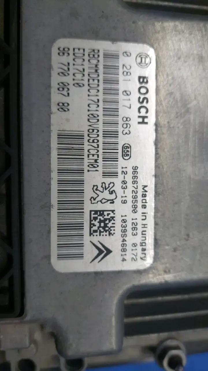 Unidad de control Bosch para automóvil - 1