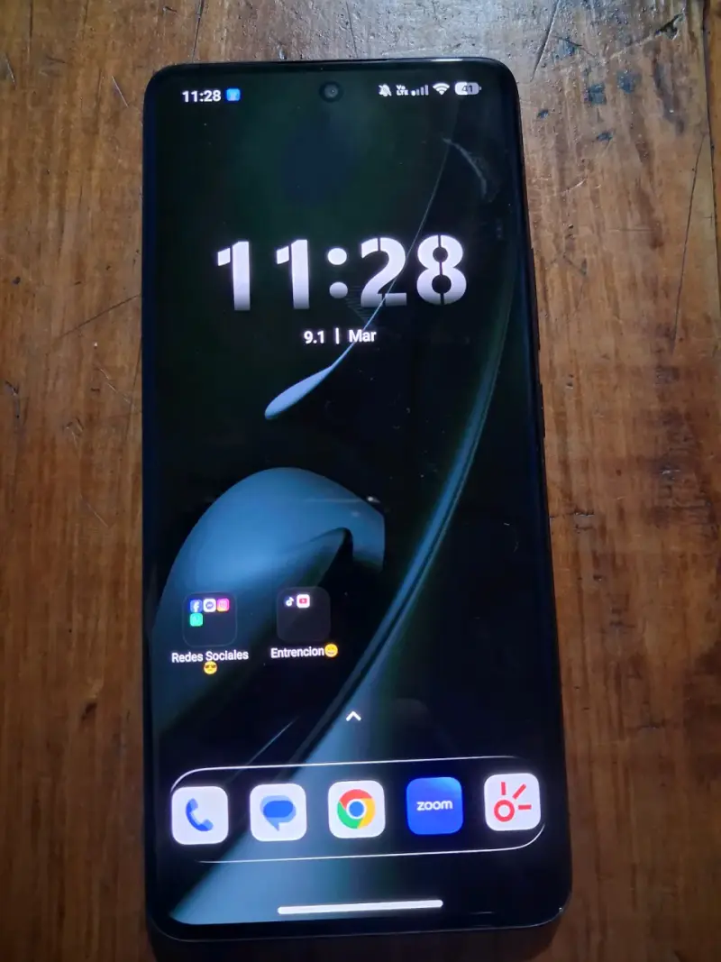 Smartphone Xiaomi Redmi con triple cámara - 4