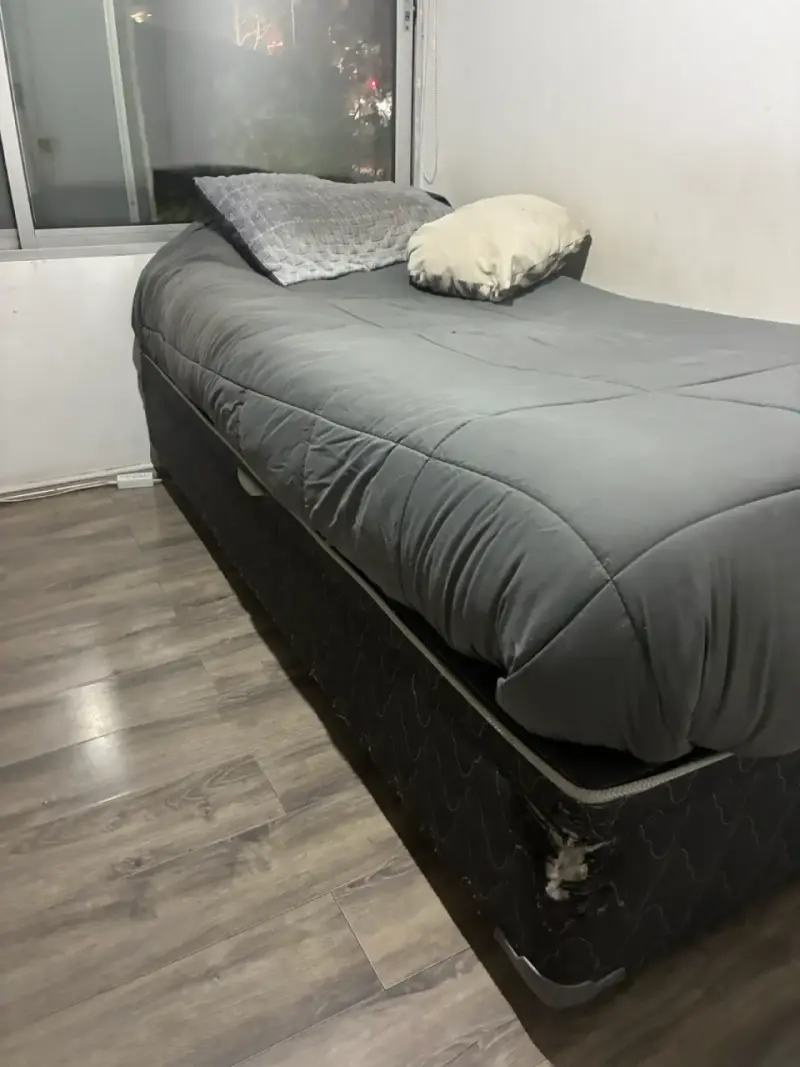 Cama de 1.5 plaza con colchón y base - 5