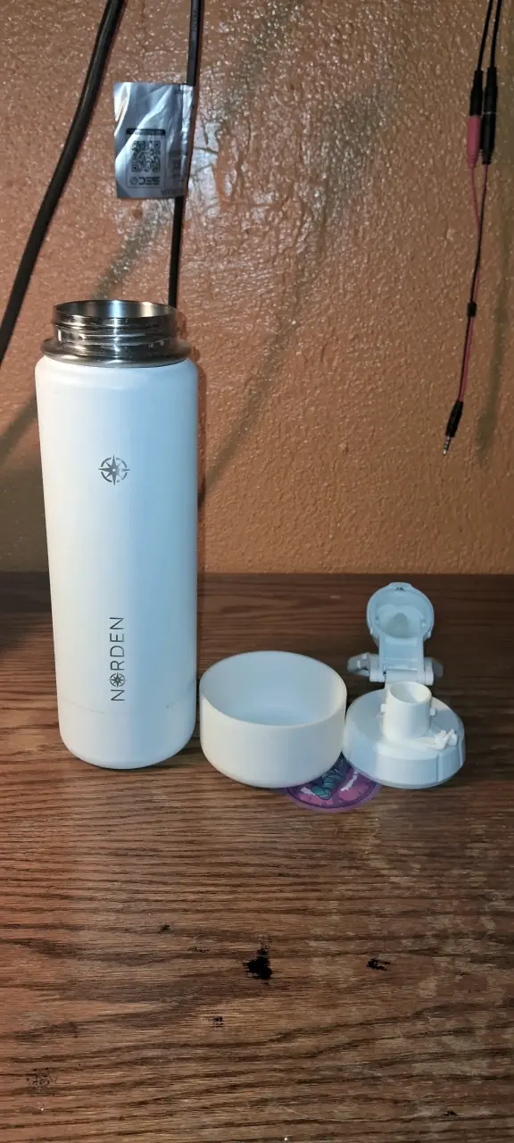 Botella térmica blanca Norden con tapa - 3
