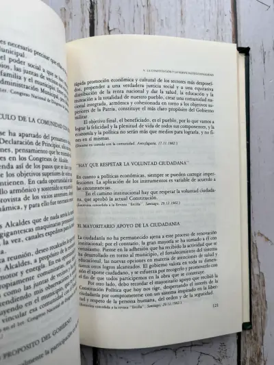 'Pinochet: Patria y Democracia Editorial Andrés B - miniatura 6