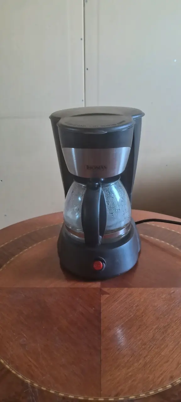 Cafetera eléctrica Thomas con jarra de vidrio - 3