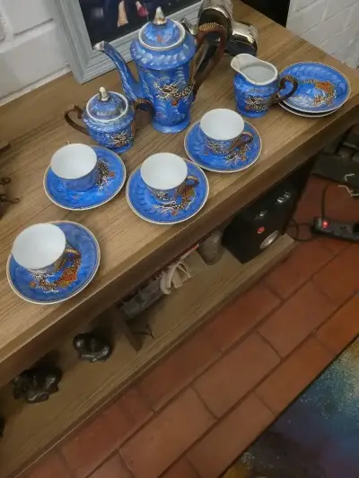 Juego de té de porcelana azul con diseño de dragón - miniatura 2