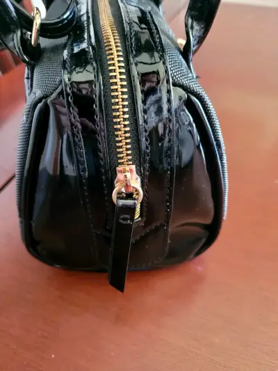 Bolso de mano Juicy Couture negro - miniatura 3