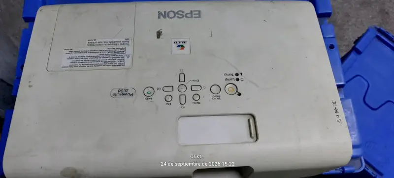 Proyector Epson PowerLite 2800 usado - 1