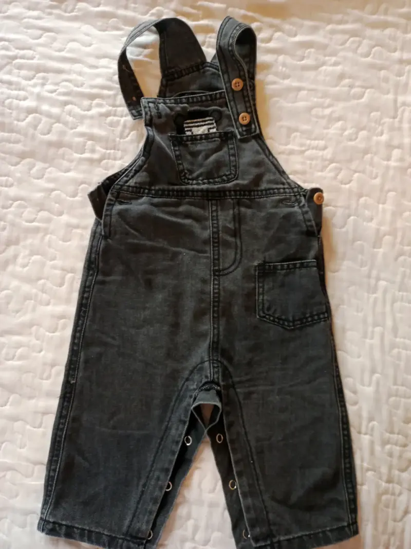 Conjunto de ropa para bebé marca Yamp! - 2