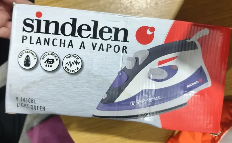 Plancha a vapor Sindelen Light Queen V-1460BL - 1