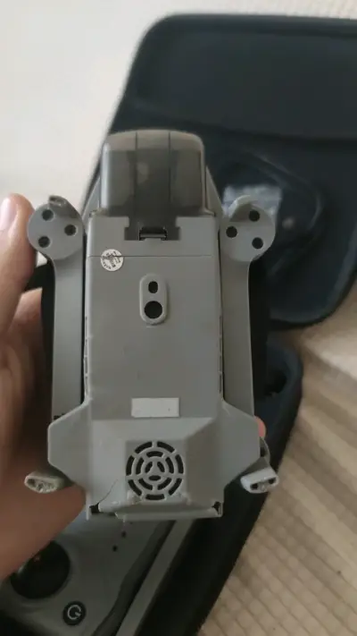 Drone plegable con control remoto y accesorios - miniatura 2