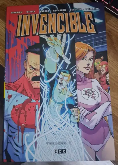 Cómic Invencible Volumen 11 ECC - miniatura 1