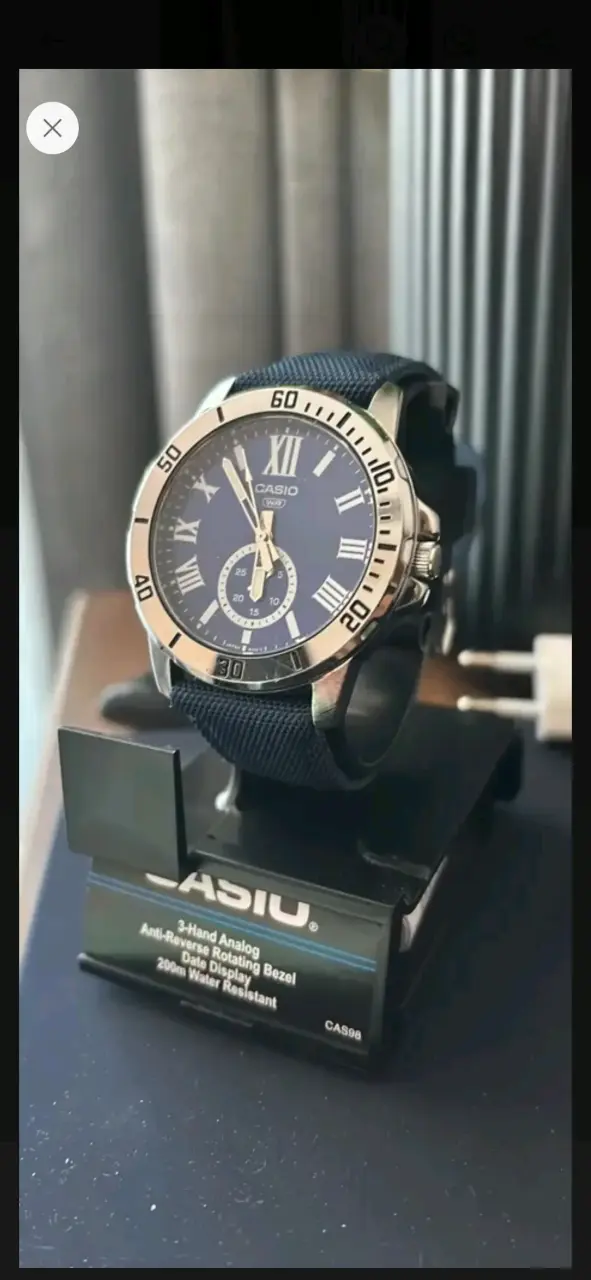 Reloj Casio analógico resistente al agua